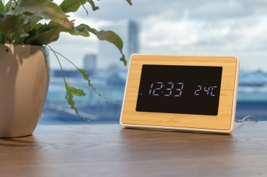 Logotrade Firmengeschenke das Foto: Utah LED-Uhr aus RCS rKunststoff & Bambus