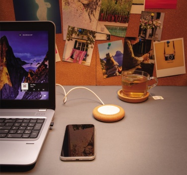 Logotrade Geschäftsgeschenke das Foto: Kork und Weizen 5W Wireless Charger