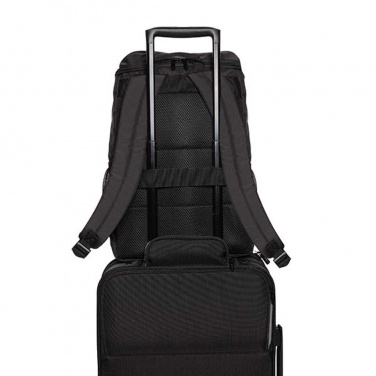 Logotrade Geschäftsgeschenke das Foto: Swiss Peak AWARE™ Easy Access 15.6" Laptop-Rucksack