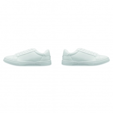 Logotrade Firmengeschenke das Foto: Sneakers aus PU 46
