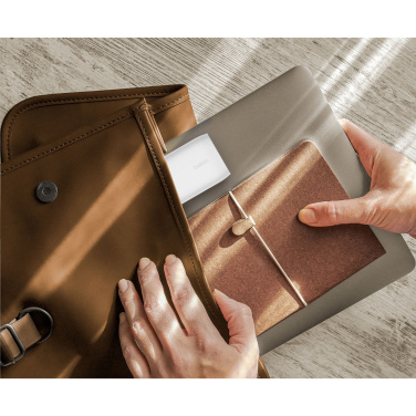 Logotrade Logogeschenke das Foto: Belkin BoostCharge 3-Port-Wandladegerät