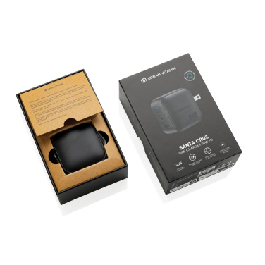 Logotrade Firmengeschenke das Foto: Urban Vitamin Santa Cruz 70W GAN-Ladegerät aus RCS rec. PC