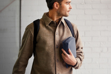 Logotrade Logogeschenke das Foto: Bellroy Tech Kit