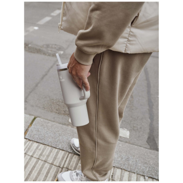 Logotrade Geschäftsgeschenke das Foto: Stanley 1200 ml Quencher H2.0 Thermobecher