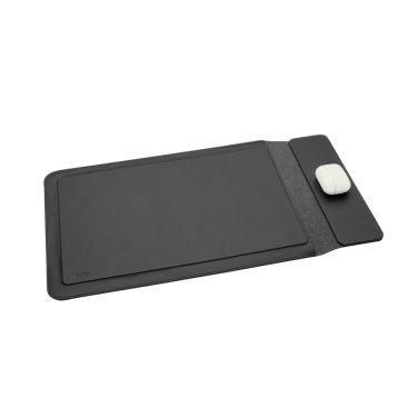 Logotrade Werbegeschenke das Foto: Swiss Peak magnet. 15,6" Laptop-Sleeve mit 15W Ladefunktion