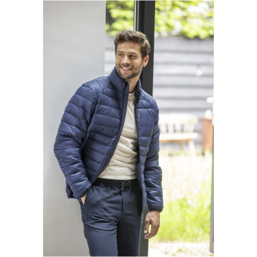 Logotrade werbemittel das Foto: Athenas recycelte wattierte Jacke für Herren