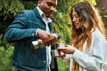 Logotrade Firmengeschenke das Foto: Black+Blum Explorer Flasche Duo 1L