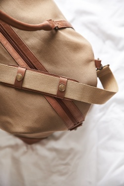 Logotrade promotional giveaway picture of: VINGA Sloane RCS RPET weekender bag