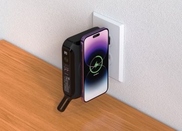 Logo trade promotional giveaway photo of: Urban Vitamin Oxnard 5 in 1 65W universal charger