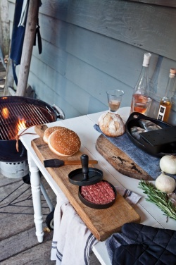 Logotrade corporate gift picture of: BBQ set with hamburger press and brush