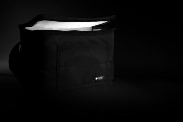 Logotrade advertising product picture of: Swiss Peak AWARE™ 1200D deluxe 8 can cooler bag