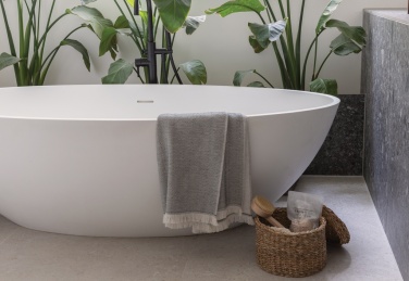 Logotrade corporate gifts photo of: Ukiyo Hisako AWARE™ 4 Seasons towel/blanket 100x180