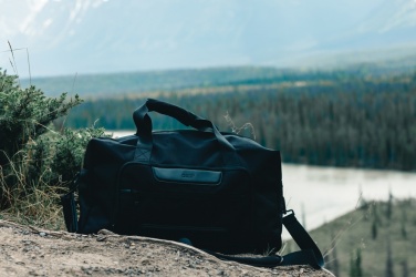 Logo trade advertising product photo of: Swiss Peak AWARE™ RPET Voyager weekend bag