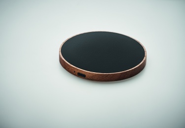 Logotrade corporate gifts photo of: Wireless charger in acacia 15W