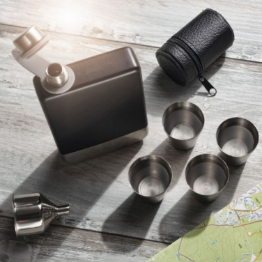 Logo trade advertising products image of: Hip flask set TAHAT Schwarzwolf