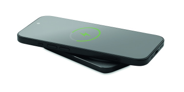Logotrade corporate gift image of: Slim magnetic power bank 20W