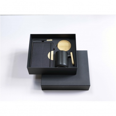 Logotrade firmakingi foto: Kinkekomplekt Laura A5 märkmiku, pastaka ja kruusiga