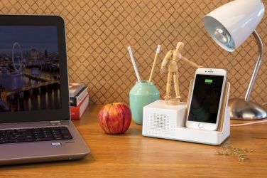 Logotrade firmakingituse foto: Ontario 5W juhtmevaba laadija koos kõlariga