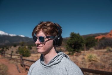 Logotrade firmakingitused pilt: RCS taaskasutatud plastist Elite Kokkupandavad juhtmevabad kõrvaklapid