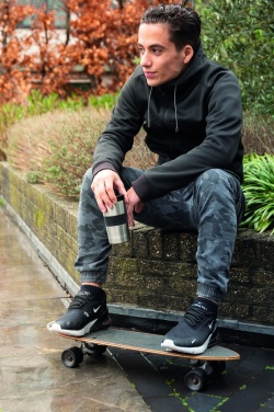 Logotrade ärikingid pilt: Nõudepesumasinas pestav vaakumkohvikruus