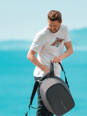 Logo trade ärikingitused foto: Bobby Hero Väike vargusevastane seljakott