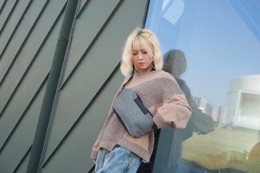 Logotrade ärikingid pilt: Õlakott Urban Bumbag