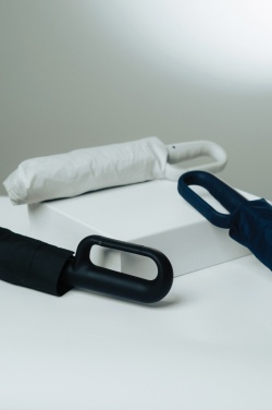 Logo trade ärikingi pilt: Yara 21" AWARE™ RPET ühevärviline vihmavari karabiiniga