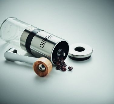 Logo trade meened foto: Kohvikomplekt