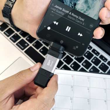 Logo trade ärikingid foto: Mälupulk Silicon Power Mobile – C51 3.2, 64GB