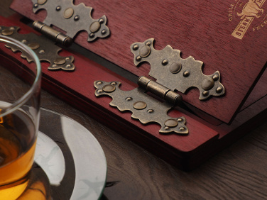 Logotrade ärikingid pilt: Arve kaaned 1865121