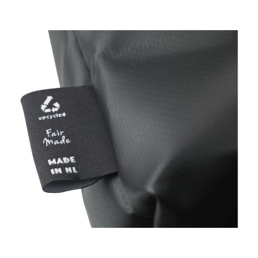 Logotrade meene foto: Freenck Willemi seljakott