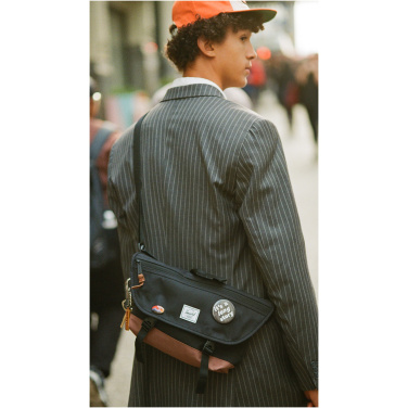 Logotrade ärikingid pilt: Herschel Cove taaskasutatud õlakott 22,5L