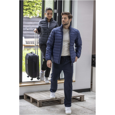 Logotrade reklaamkingitused pilt: Athenas meeste jope