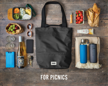 Logotrade reklaamkingituse foto: Black+Blum 16L isoleeritud kandekott/jahutuskott