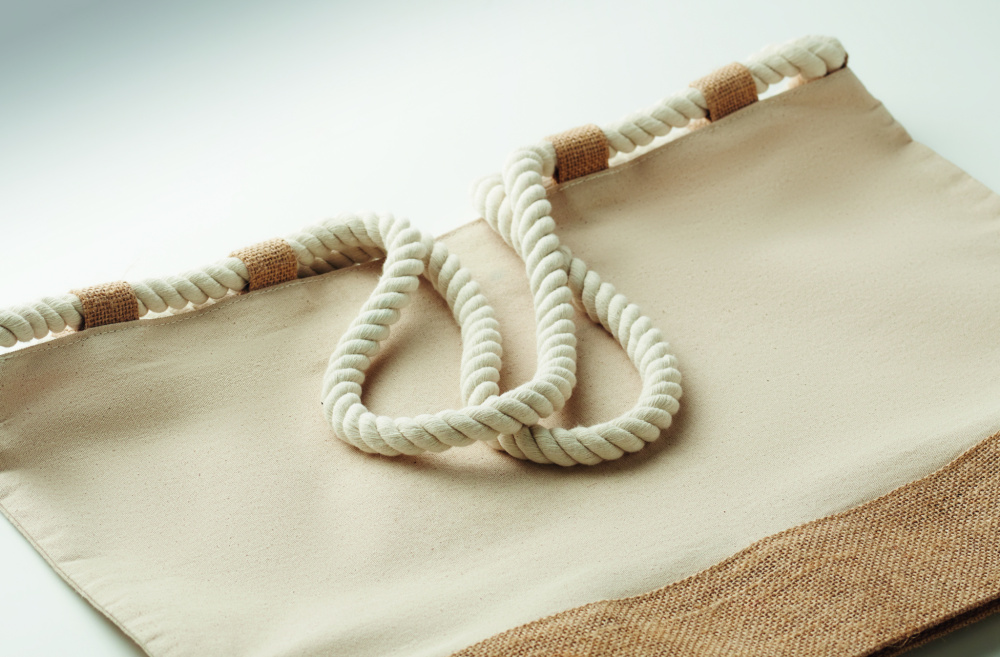 Logotrade reklaamkingituse foto: MAKENKE purjeriidest rannakott