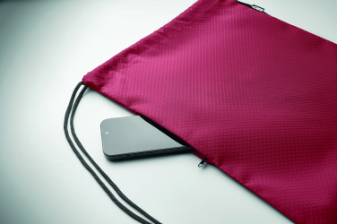 Logotrade firmakingituse foto: DAYKIT 420D RPET-ist pingutusnööriga kott