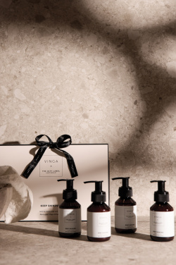 Logo trade reklaamtoote pilt: VINGA x TGL keha- ja kätehoolduskomplekt