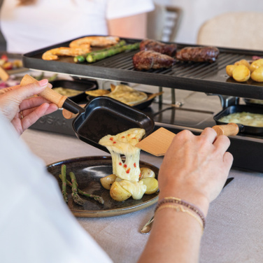 Logotrade reklaamkingituse foto: BOSKA Raclette Gourmet Party, 8 inimest (EL-tüüpi F)