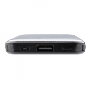 Logotrade mainoslahjat ja liikelahjat tuotekuva: Pieni 5 000 mAh:n johdollinen varavirtalähde