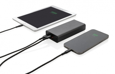 Logotrade mainoslahja tuotekuva: Terra RCS alumiininen 20w 20000mAh varavirtalähde