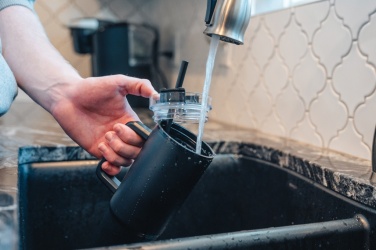 Logo trade liikelahjat tuotekuva: Cube RCS -sertifioitu muki kierrätetystä teräksestä 800ml