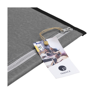 Logotrade liikelahjat mainoslahjat tuotekuva: Fraenck Bobby kannettavan tietokoneen suojus 14"