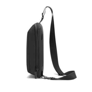 Logotrade liikelahjat kuva: Urban Sling vettähylkivä laajennettava crossbody -laukku