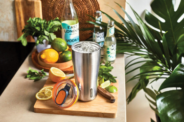 Logotrade mainoslahjat kuva: Black+Blum eristetty juomapullo matkalle 600ml