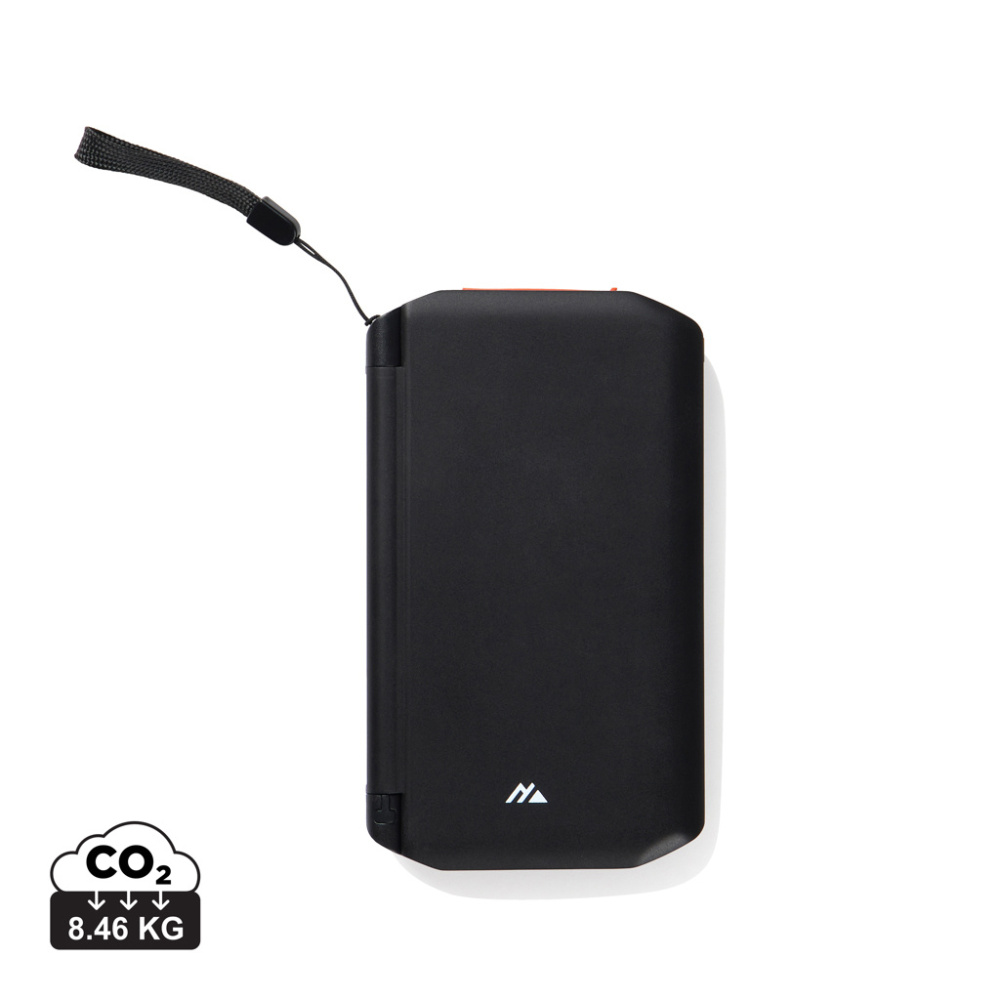 Logotrade mainoslahja tuotekuva: Nordic Drift Titan 10 000 mAh aurinkovirtapankki, 3 paneelia