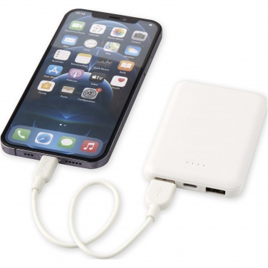 Logotrade biznesa dāvanas foto: Asama 5000 mAh C tipa otrreizējās pārstrādes plastmasas barošanas bloks