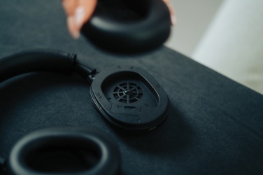 Logotrade Ideja dāvanas foto: Irvine RCS pārstrādātas un labojamas ANC bezvadu austiņas