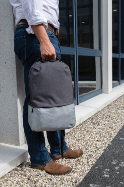 Logotrade Ideja dāvanas foto: Duo krāsu RPET 15,6" RFID klēpjdatora mugursoma bez PVC