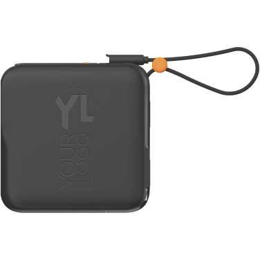 Logotrade ziemassvētku dāvanas foto: Xtorm TravelPro 30W 10.000 mAh 3-in-1 ceļojumu lādētājs