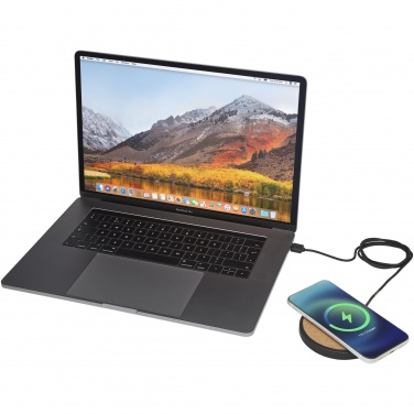 Логотрейд pекламные подарки картинка: Беспроводное зарядное устройство Kivi из белого камня / пробкового дерева (10 Вт)